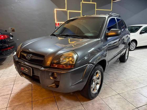 HYUNDAI TUCSON 2.0 MPFI GLS 16V 143CV 2WD FLEX 4P AUTOMÁTICO HYUNDAI TUCSON 2.0 MPFI GLS 16V 143CV 2WD FLEX 4P AUTOMÁTICO
